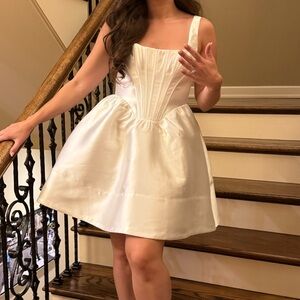 Bubbly Love White Taffeta Corset Mini Dress
Lulus - Bachelorette/Bridal